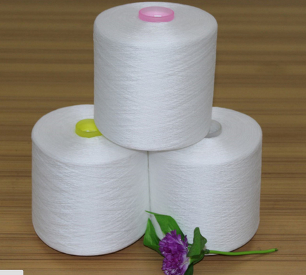 Filati di poliestere per filo di cucitura di colore bianco puro 50/3 Spun Prezzo di fabbrica Prezzo azionario
