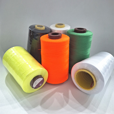 Prodotto in fabbrica 100% poliestere filo da cucire multi colori 40/2 3000 Yards/Cone