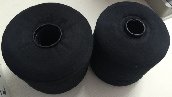 Materiale 100% poliestere colorato anello spunto filato a maglia 40/2, 50/2, 60/2
