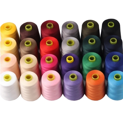Colori 40/3 filo di cucitura in poliestere per macchine da cucire ad alta velocità
